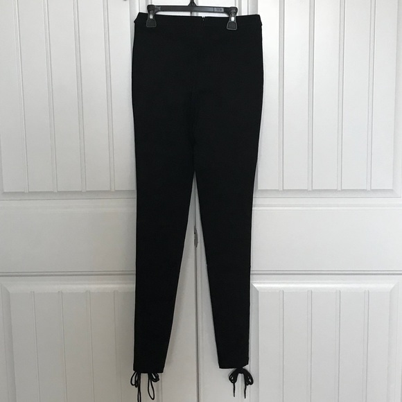 Corset style or lace up style pants - Picture 2 of 5